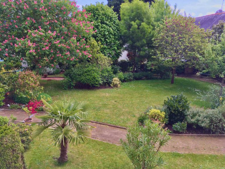 jardin residence services seniors à Lorient